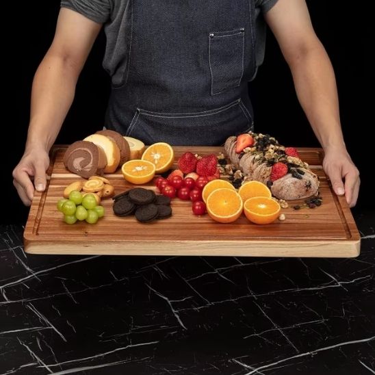 planche a decouper en bois fruit