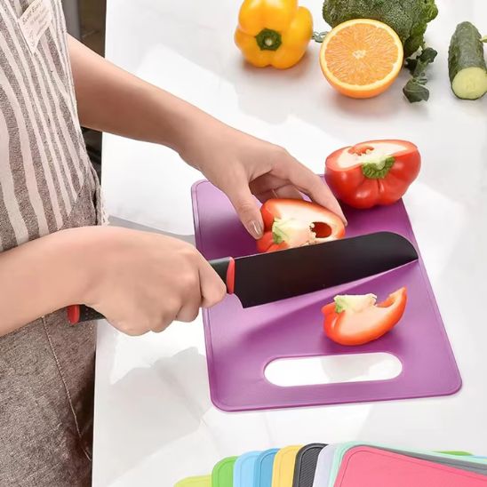 planche a decouper violet